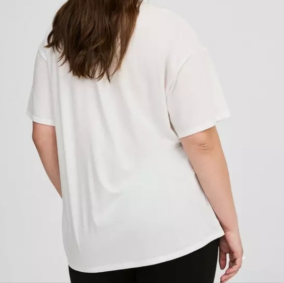 TORRID Women's Lynyrd Skynyrd Oversized Fit Tee, White, Size 2X (18-20) - Picture 2 of 8